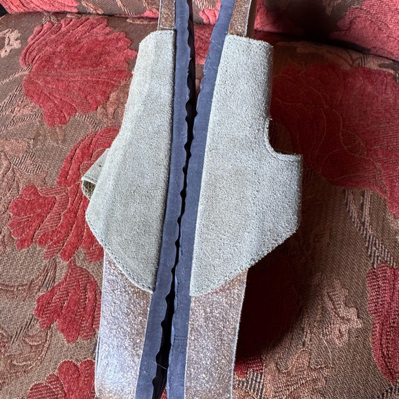 Birkenstock Tula Sandals Excellent Condition - Picture 9 of 9